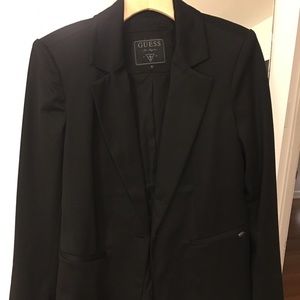 💰💸 DROP💰💸 •• NWT Black Guess Blazer